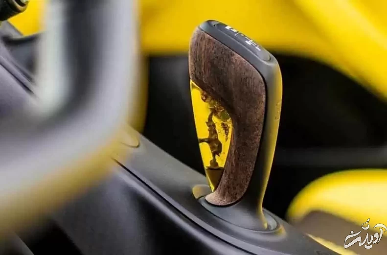 عکس - راز گشایی از دست دنده جالب بوگاتی میسترال !